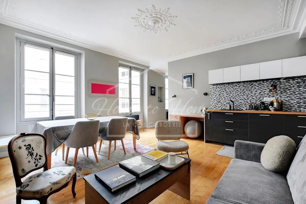 Rivoli Street - Tuileries Garden - Luxury Comfort Paris 0*,  France